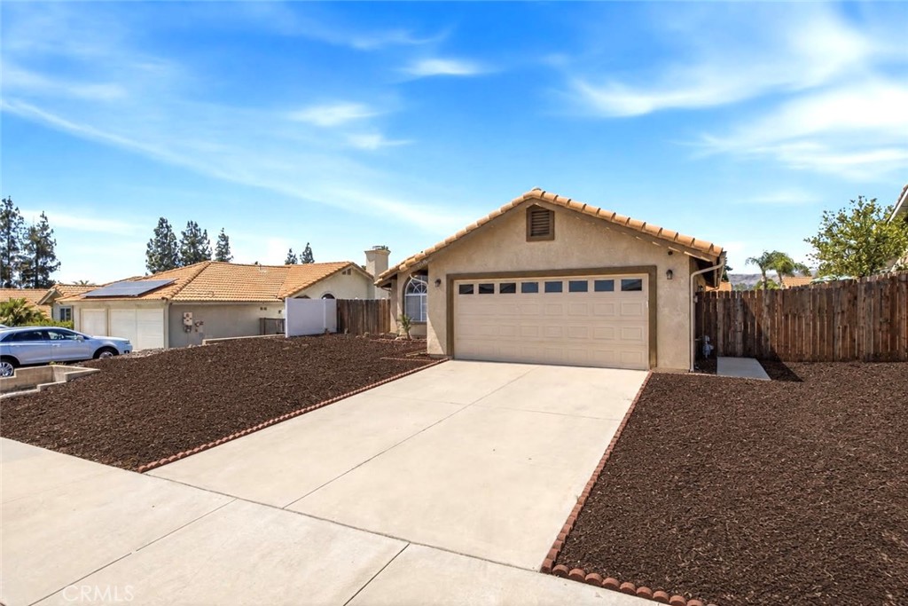 26046 Bay Property Photo 1
