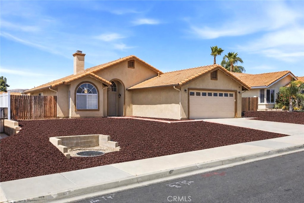 26046 Bay Property Photo 2