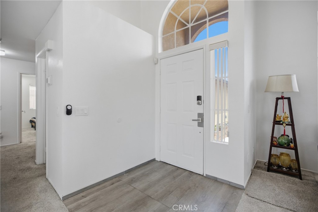 26046 Bay Property Photo 5