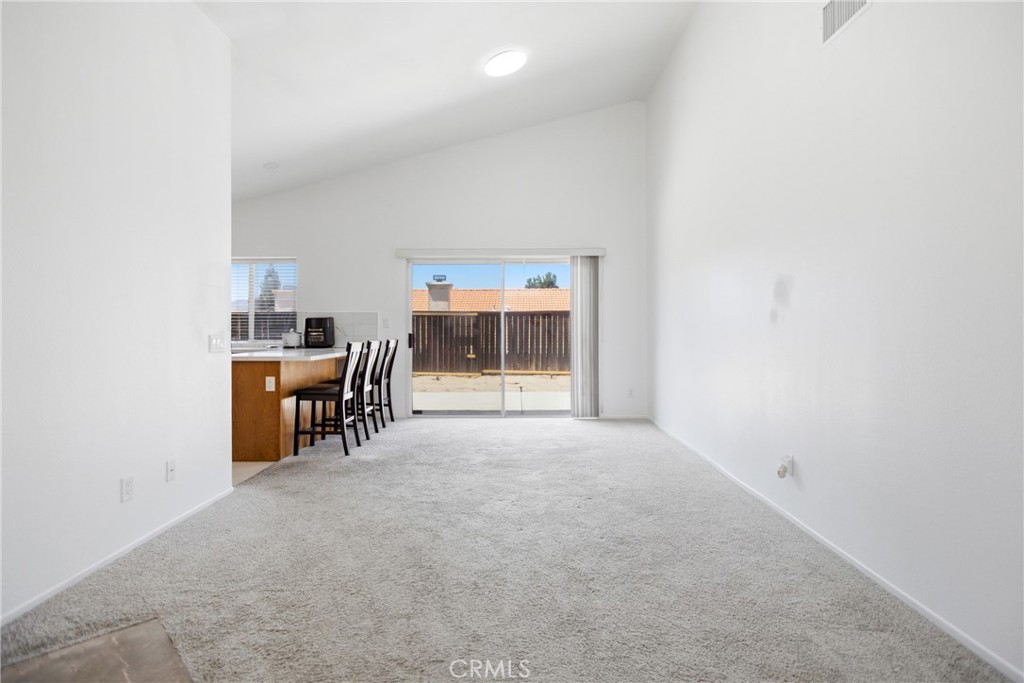 26046 Bay Property Photo 16