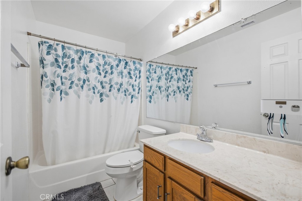 26046 Bay Property Photo 24