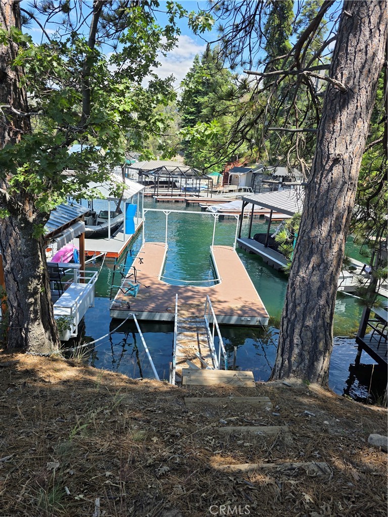 464 S 464- Single Slip Property Photo 3