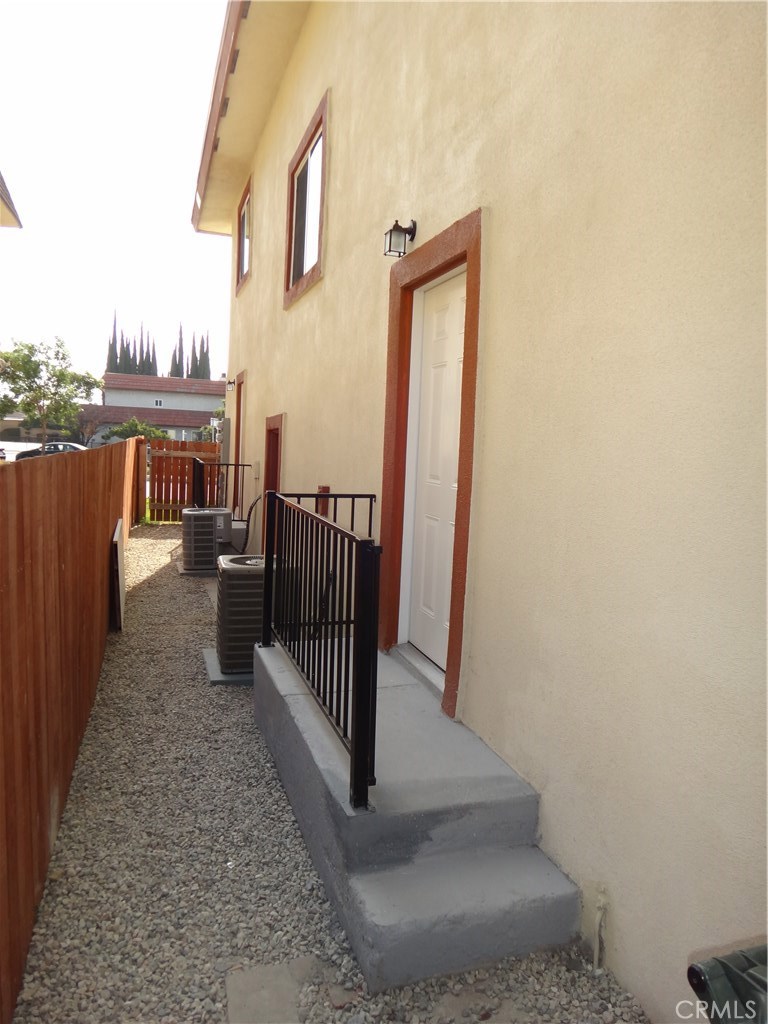6721 A Rosemead Boulevard A Property Photo 4