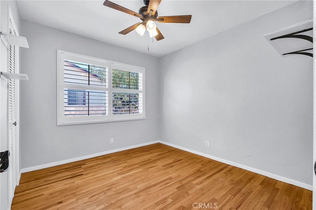 302 N Nora Property Photo 5