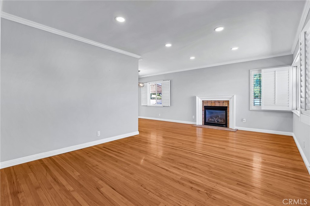 302 N Nora Property Photo 18