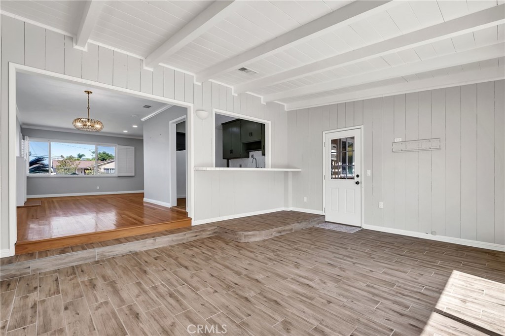 302 N Nora Property Photo 27