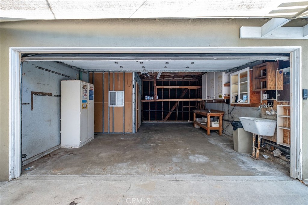 302 N Nora Property Photo 42