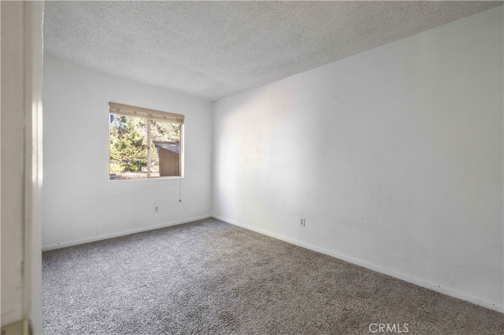 2136 5th Lane Property Photo 14