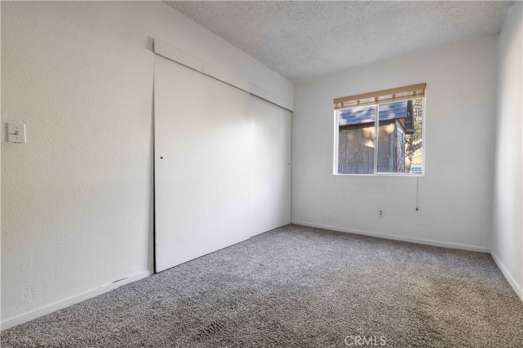 2136 5th Lane Property Photo 15