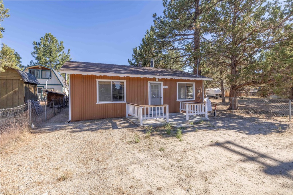 2136 5th Lane Property Photo 19