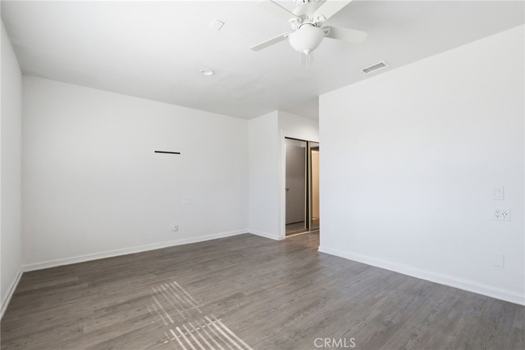 6638 Park Property Photo 5