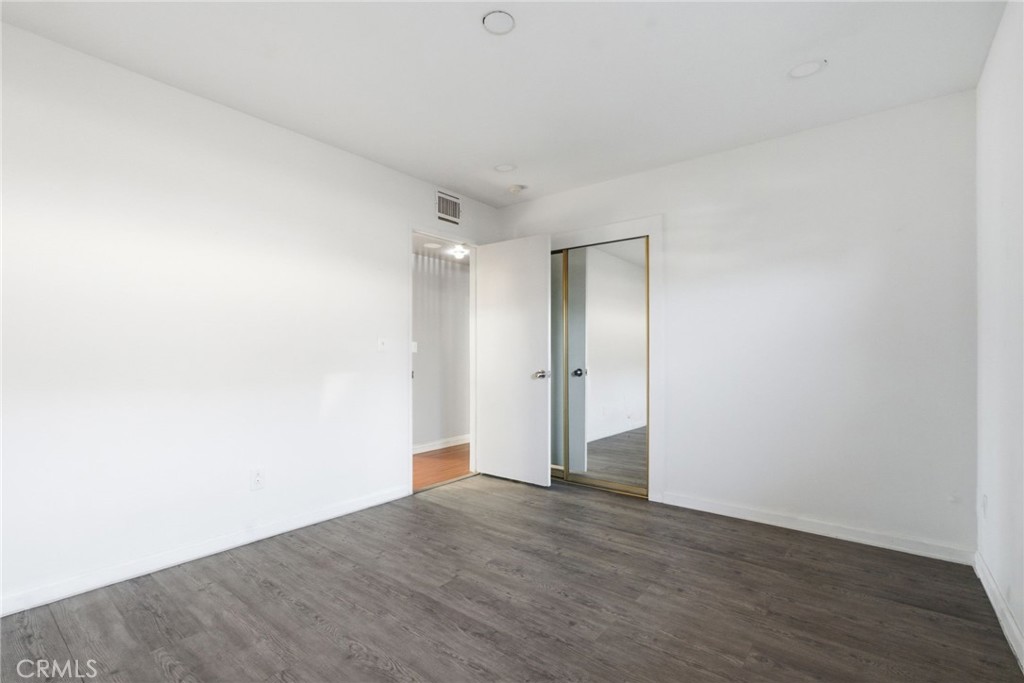 6638 Park Property Photo 9