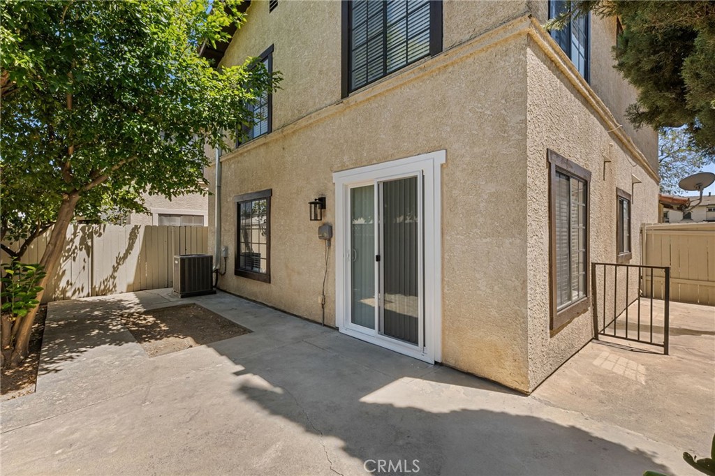 1021 S Reservoir Property Photo 25