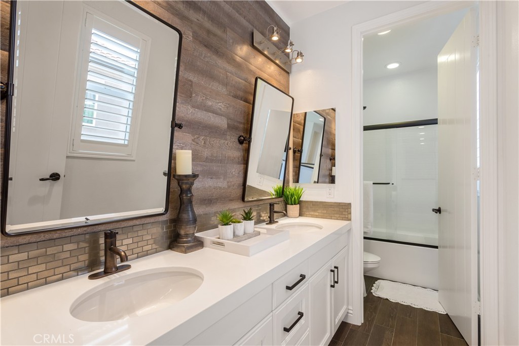 12213 Cortona Place Property Photo 53