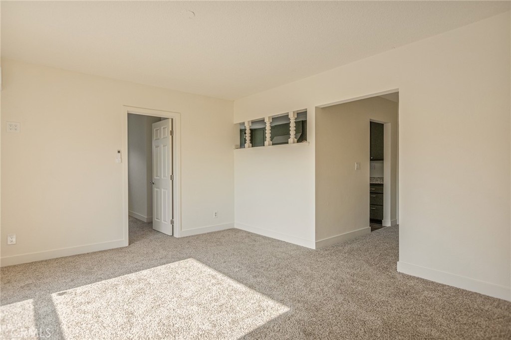 1112 Devon Property Photo 7