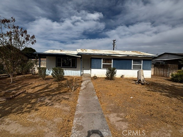 330 S 3rd Property Photo 1