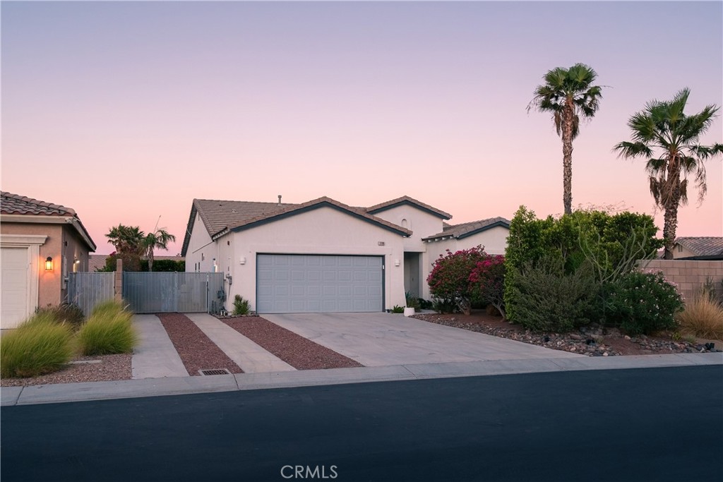 1090 Palmas Ridge Property Photo 2