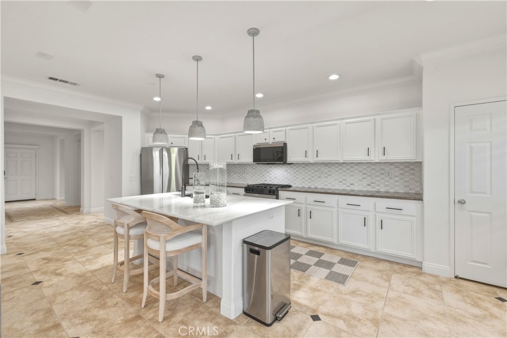 1090 Palmas Ridge Property Photo 15