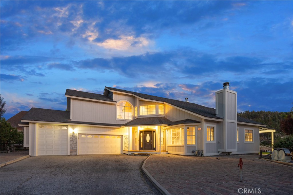 735 Tayles Point Road Property Photo 4