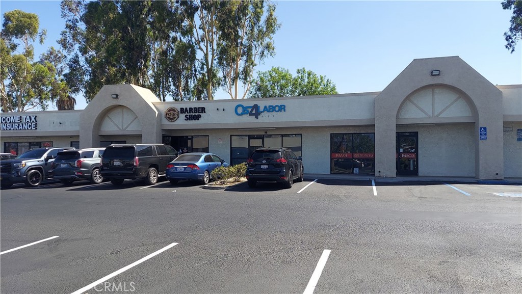 13110 Magnolia Avenue Property Photo 1