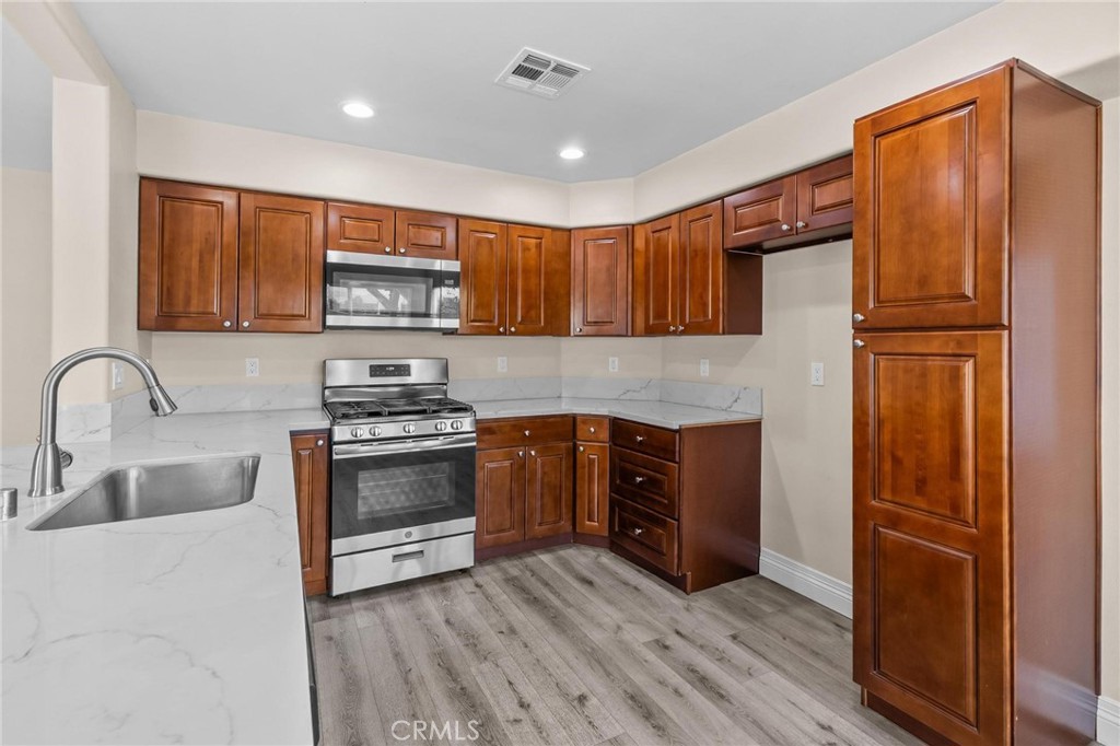 6860 Stone Pine Court Property Photo 19