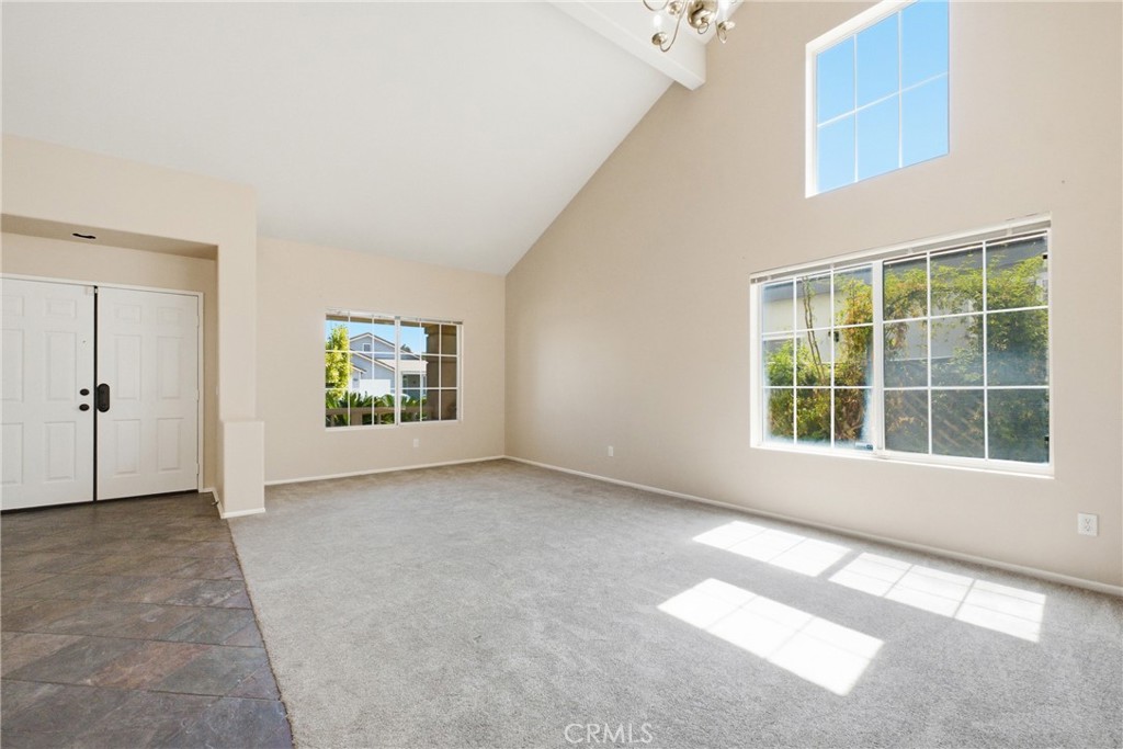 13333 Goldenhorn Property Photo 6