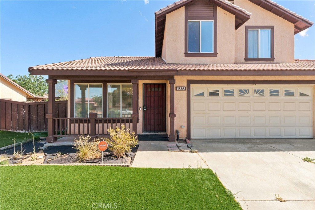 11323 Star Property Photo 2