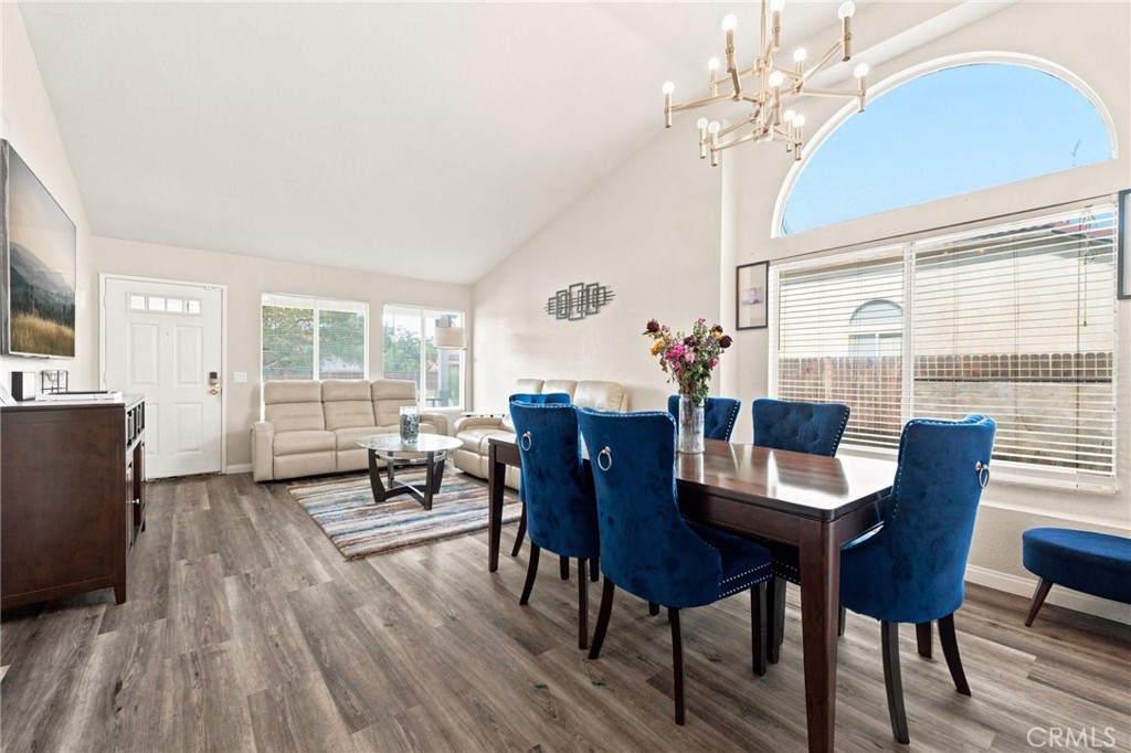 11323 Star Property Photo 4