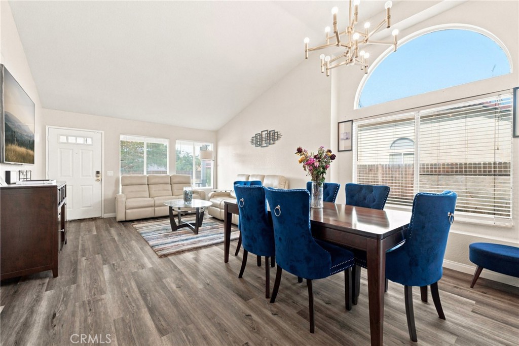 11323 Star Property Photo 5