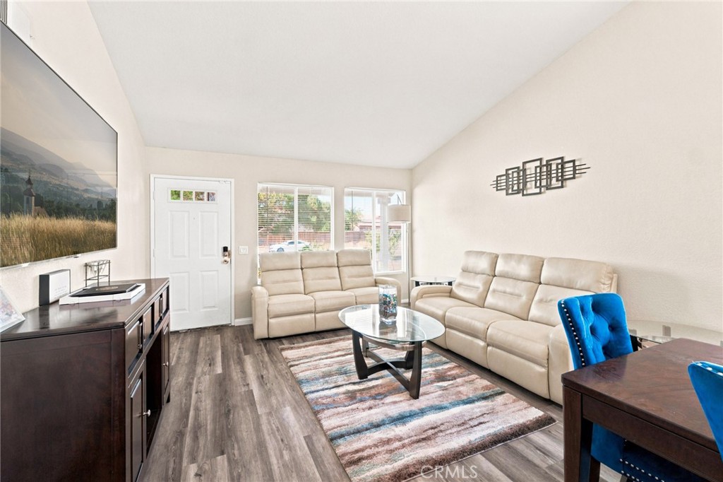 11323 Star Property Photo 8