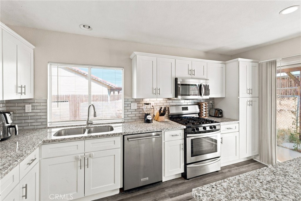 11323 Star Property Photo 16