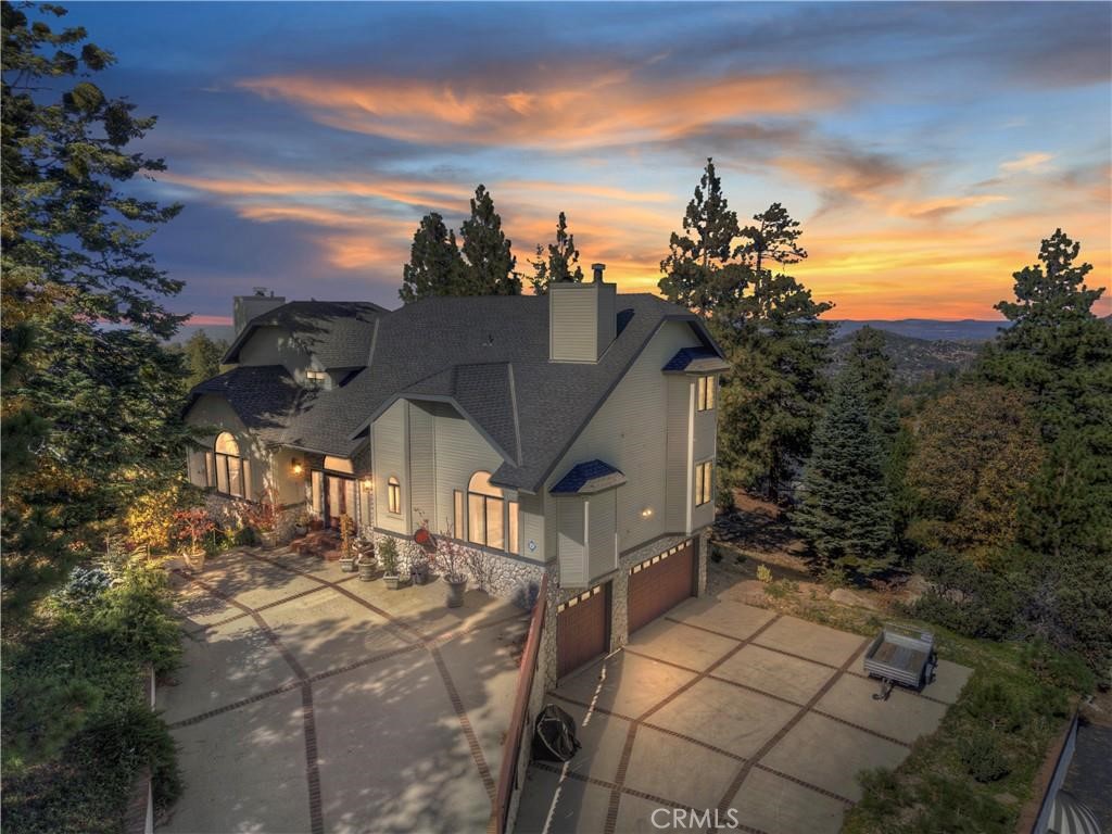 26077 Walnut Hills Property Photo