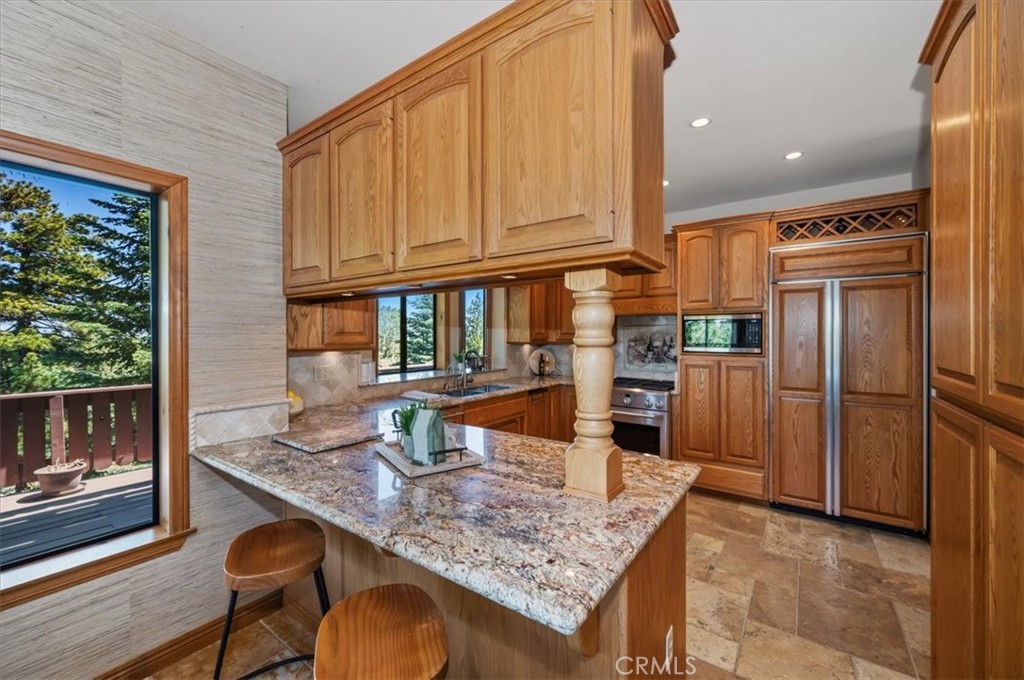 26077 Walnut Hills Property Photo 9