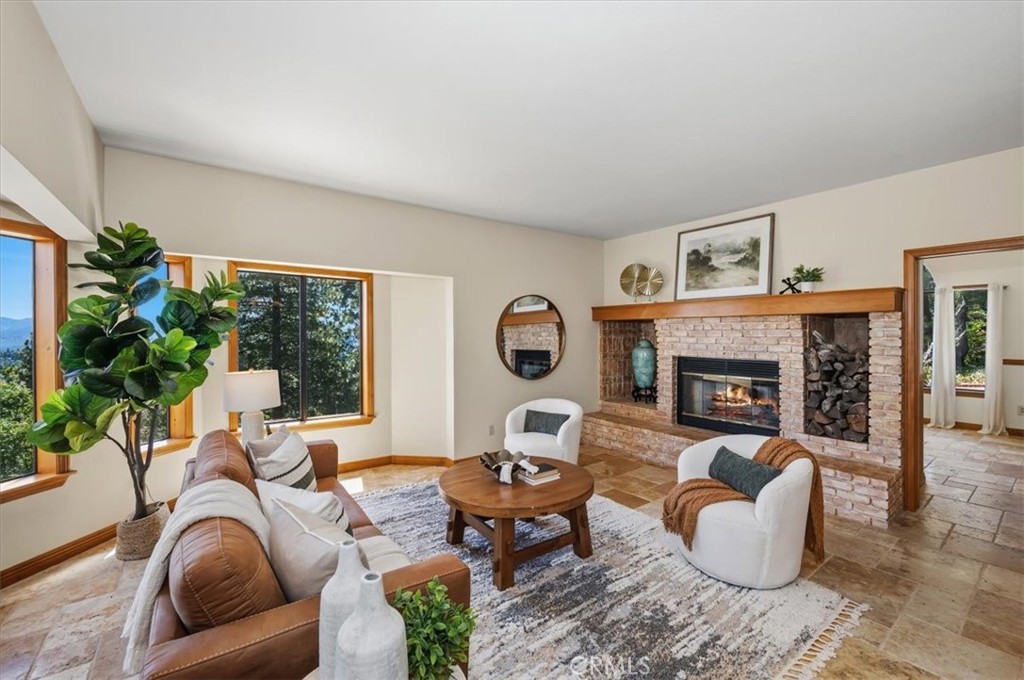 26077 Walnut Hills Property Photo 17