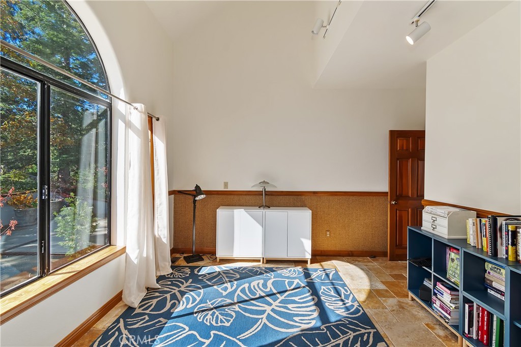 26077 Walnut Hills Property Photo 56
