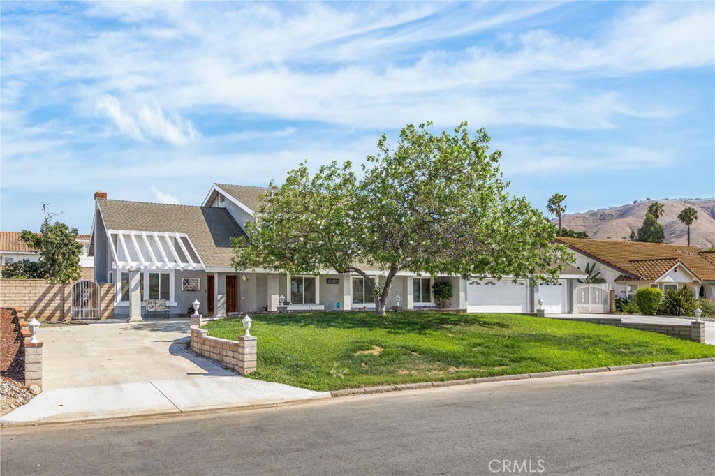 11010 Kayjay Property Photo 2