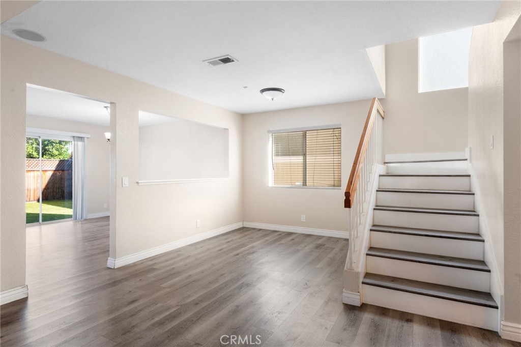 11528 Aberdeen Drive Property Photo 4