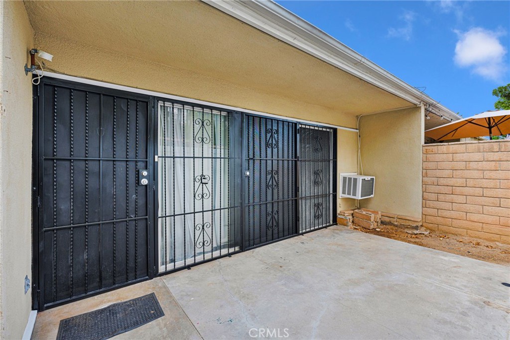 3068 Panorama Road C Property Photo 3