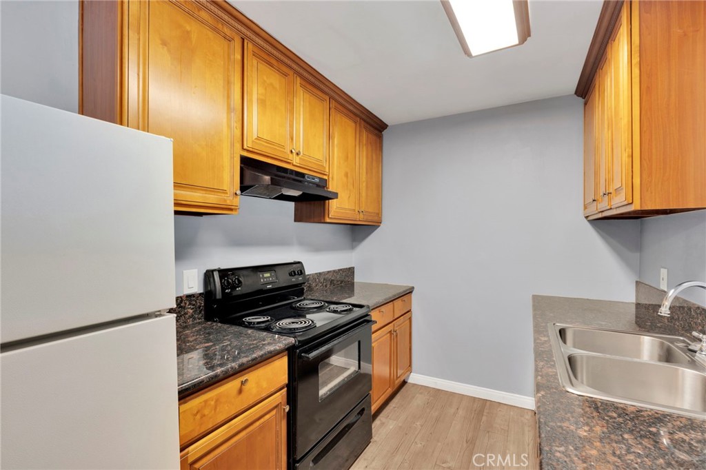 3068 Panorama Road C Property Photo 14