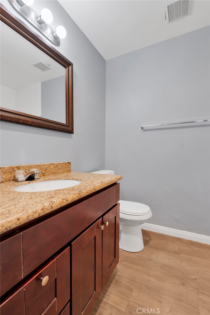 3068 Panorama Road C Property Photo 17