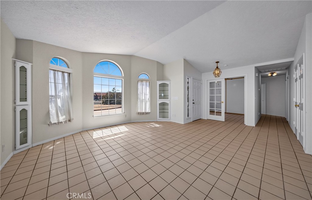 10658 9th Avenue Property Photo 7