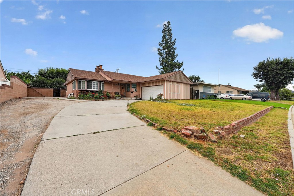 1332 Indian Summer Avenue Property Photo 6