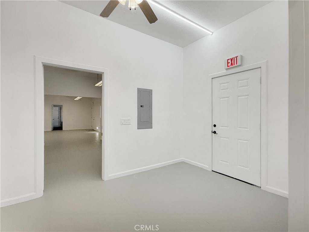 36805 Cathedral Canyon Drive Property Photo 6