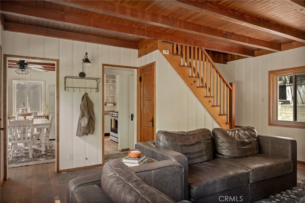 27689 Rim Of The World Drive Property Photo 6