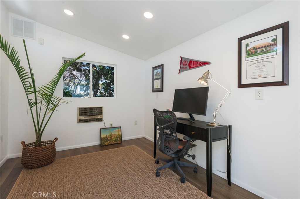 24964 Tulip Property Photo 31