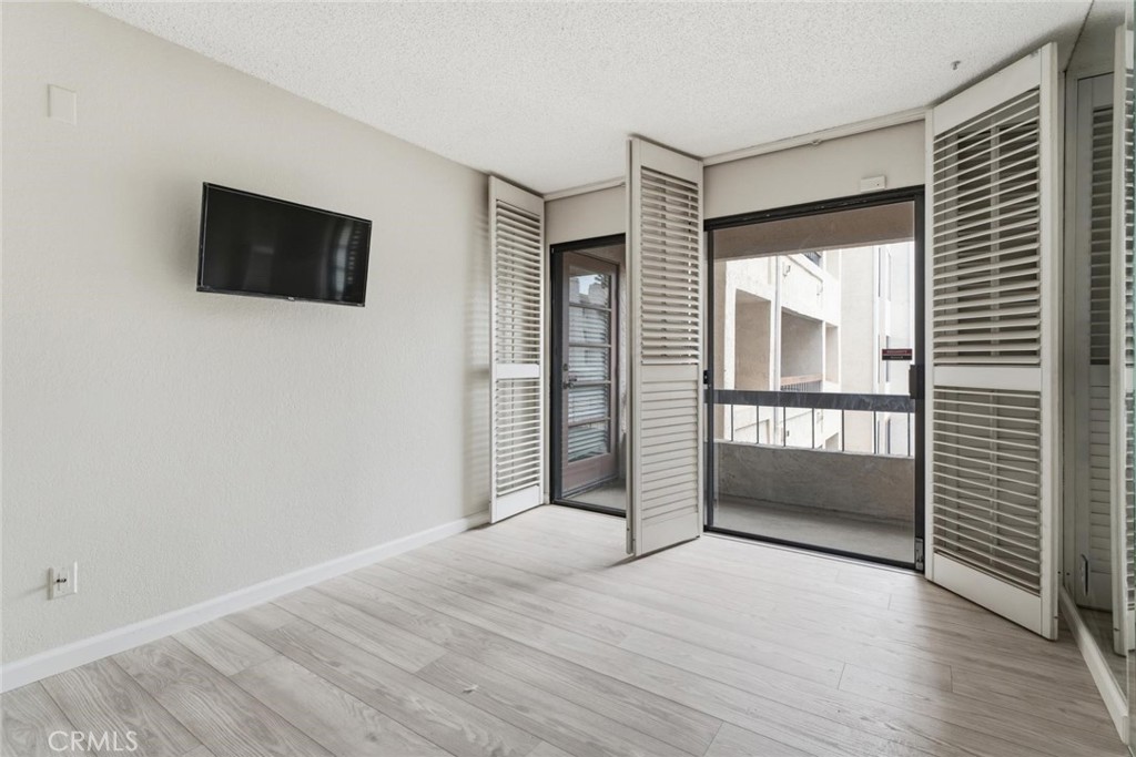5705 Friars 22 Property Photo 10