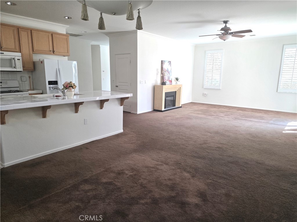 1562 Quiet Property Photo 11