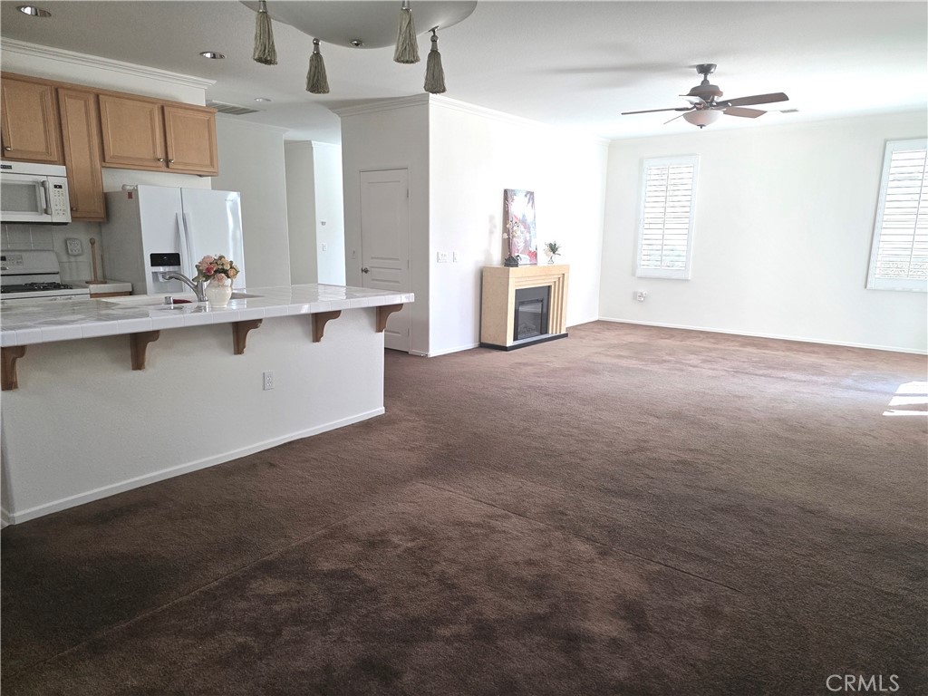 1562 Quiet Property Photo 11