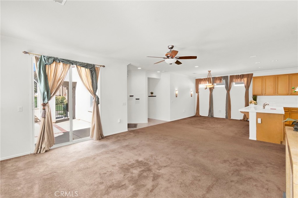 1562 Quiet Property Photo 11