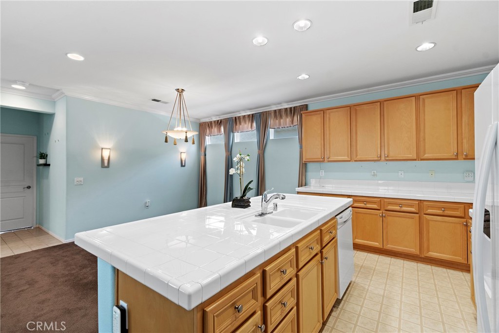 1562 Quiet Property Photo 15